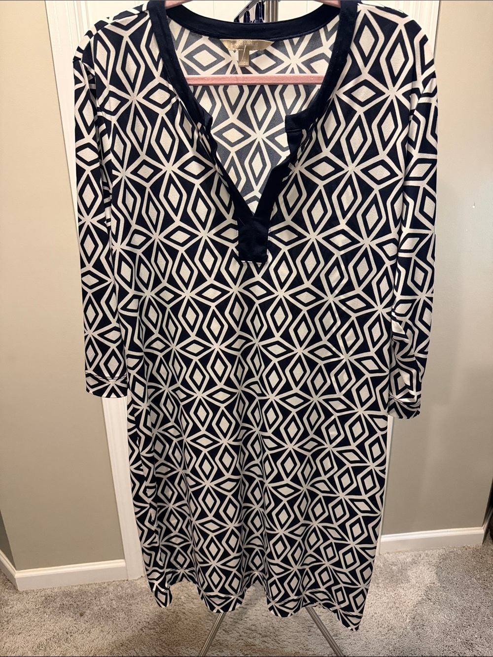 Banana Republic Black and White Geometric Long Sleeve Dress